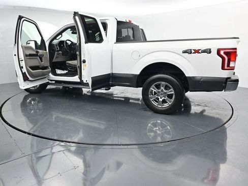 Used 2016 Ford F150 XLT w/ Equipment Group 302A Luxury AWD/4WD image 38