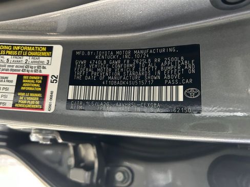 Used 2025 Toyota Camry XLE AWD/4WD image 34