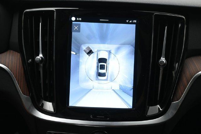 Used 2025 Volvo S60 B5 Plus FWD image 20