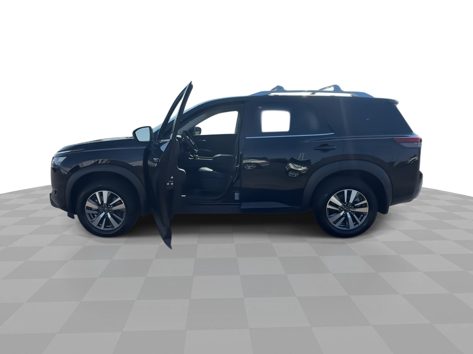 Used 2025 Nissan Pathfinder SL FWD image 5