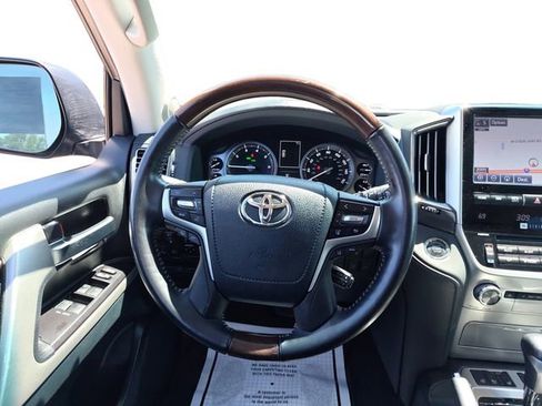 Used 2021 Toyota Land Cruiser AWD/4WD image 12