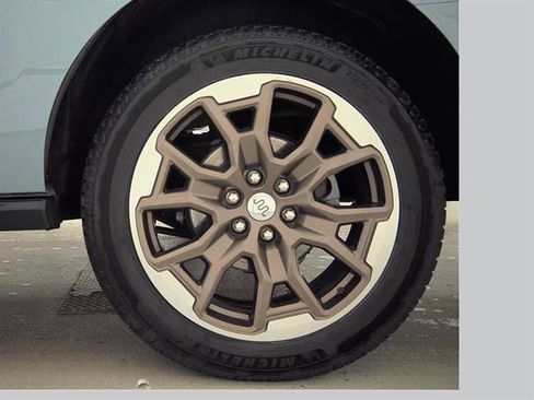 Used 2025 Ford Expedition King Ranch AWD/4WD image 10