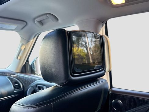 Used 2023 Nissan Armada Platinum w/ Captain's Chairs Package image 26