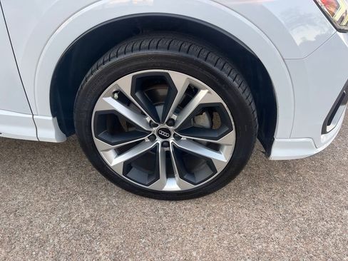 Used 2020 Audi Q3 2.0T Premium Plus w/ Premium Plus Package image 12