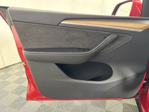 Used 2023 Tesla Model Y Long Range AWD/4WD image 29