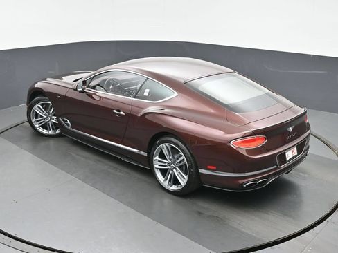 Used 2021 Bentley Continental GT AWD/4WD image 32