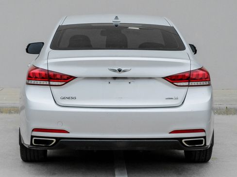 Used 2016 Hyundai Genesis 3.8 AWD/4WD image 14