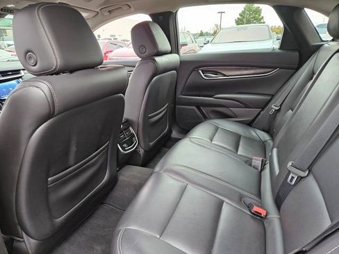Used 2019 Cadillac XTS Luxury image 10