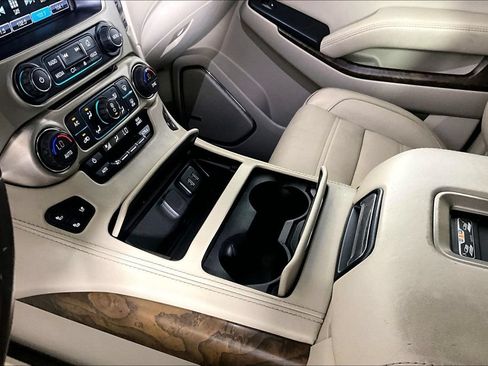 Used 2019 GMC Yukon XL Denali w/ Open Road Package RWD image 13