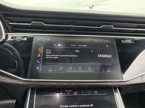 Used 2019 Audi Q8 Prestige w/ Adaptive Chassis Package AWD/4WD image 25