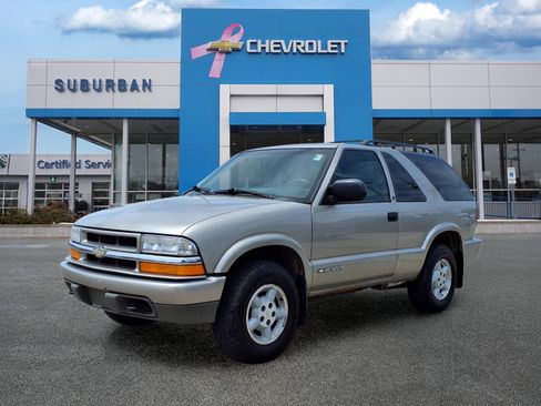 Used 2000 Chevrolet Blazer LS w/ LS Preferred Equipment Group AWD/4WD image 1