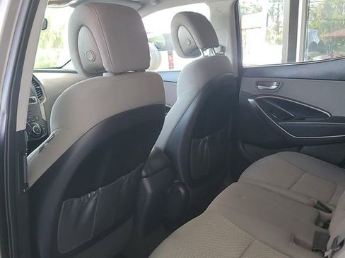 Used 2018 Hyundai Santa Fe Sport image 11