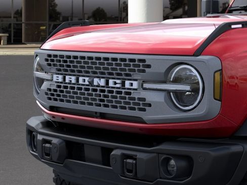 New 2026 Ford Bronco Badlands AWD/4WD image 19
