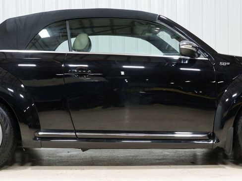 Used 2013 Volkswagen Beetle 2.5 image 9