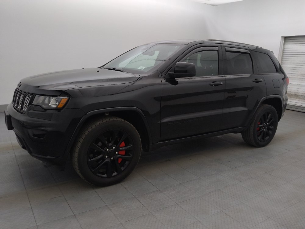 Used 2020 Jeep Grand Cherokee Altitude AWD/4WD image 2