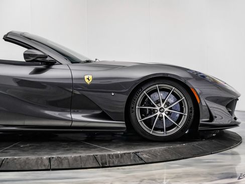 Used 2023 Ferrari 812 GTS RWD image 29