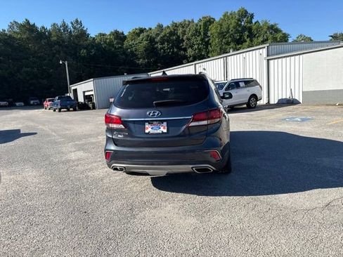Used 2017 Hyundai Santa Fe SE FWD image 20