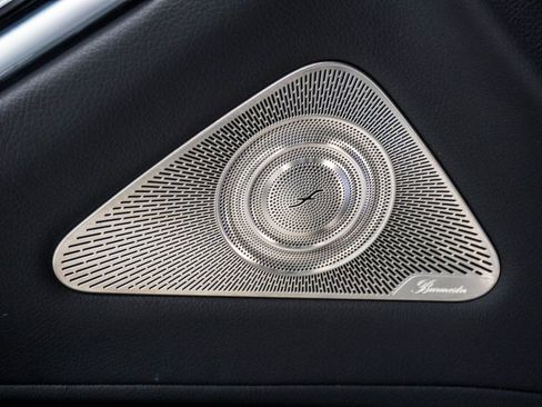 Used 2022 Mercedes-Benz S 500 4MATIC w/ AMG Line Package image 23
