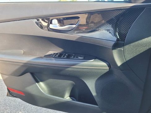 Used 2021 Kia Forte GT image 12