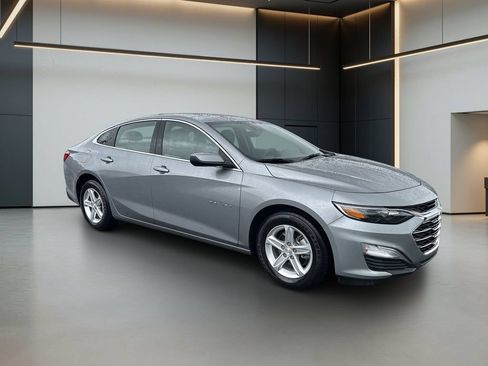 Used 2024 Chevrolet Malibu LS FWD image 8