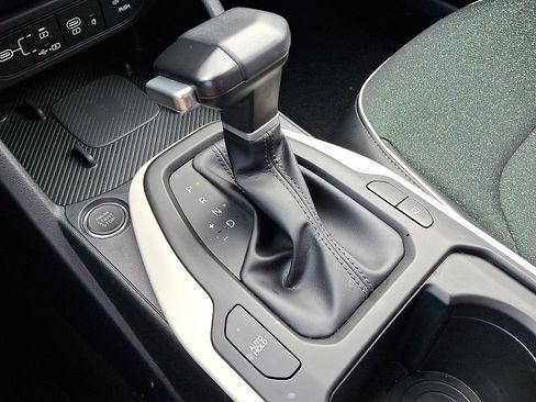 Used 2025 Kia K4 GT-Line w/ GT-Line Sunroof Package FWD image 15