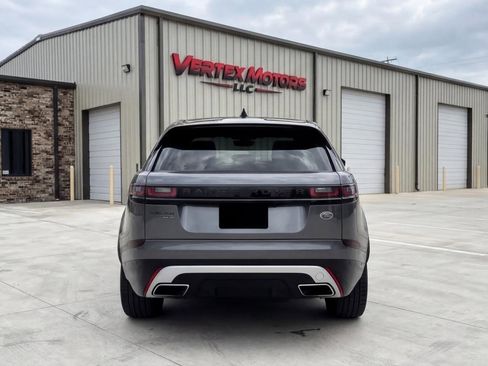 Used 2018 Land Rover Range Rover Velar R-Dynamic HSE image 4