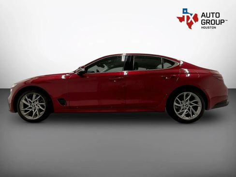 Used 2022 Genesis G70 2.0T RWD image 9