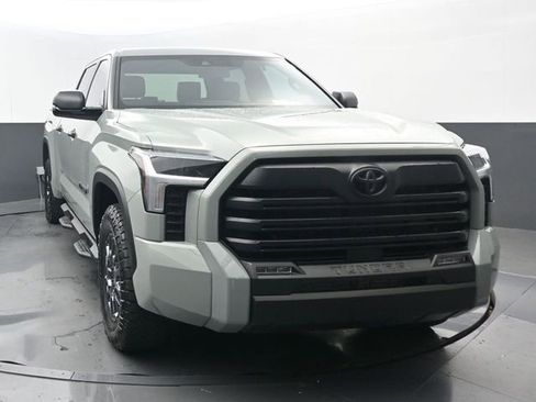 Used 2025 Toyota Tundra SR5 w/ SR5 Convenience Package RWD image 20