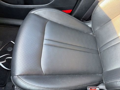 Used 2024 Kia Sorento S FWD image 26