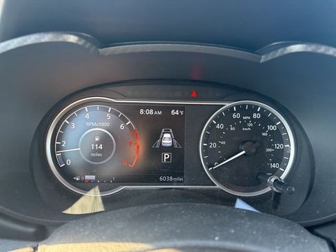 Used 2025 Nissan Versa SR w/ Trunk Package image 21