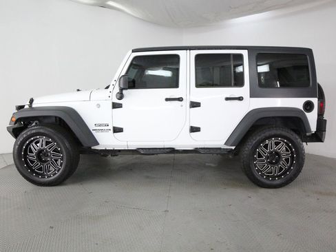 Used 2016 Jeep Wrangler Unlimited Sport w/ Quick Order Package 24S AWD/4WD image 5
