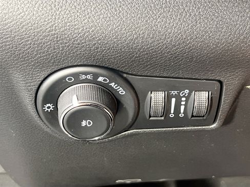 Used 2022 Jeep Compass Latitude w/ Convenience Group AWD/4WD image 10