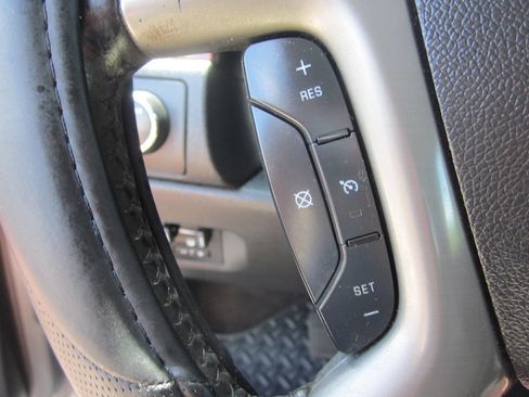 Used 2013 GMC Sierra 1500 SLT w/ SLT Convenience Package AWD/4WD image 23