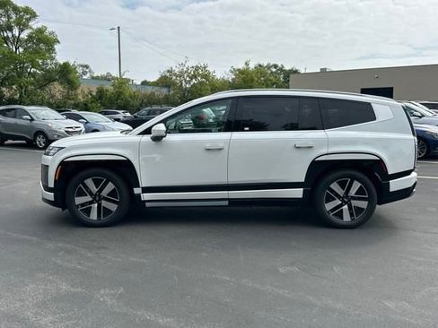 New 2026 Hyundai Ioniq 9 SEL image 2