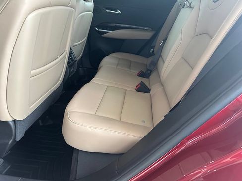 Used 2025 Cadillac XT4 Premium Luxury w/ Technology Package AWD/4WD image 30