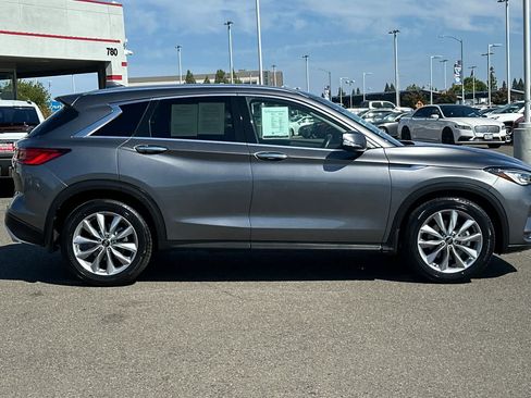 Used 2022 INFINITI QX50 Luxe AWD/4WD image 6