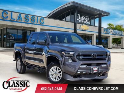 Used 2025 Toyota Tacoma SR5