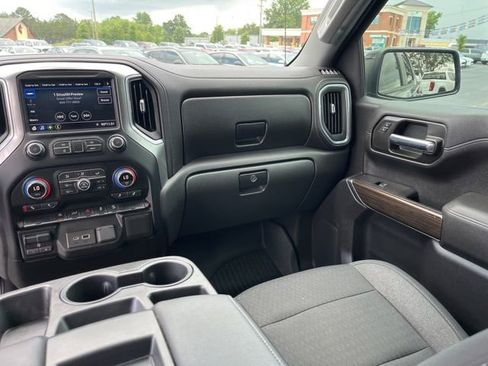 Used 2021 Chevrolet Silverado 1500 RST AWD/4WD image 17