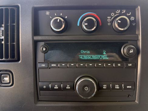 Used 2019 GMC Savana 2500 w/ Driver Convenience Package RWD image 26