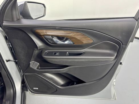 Used 2020 GMC Terrain Denali w/ GMC Pro Grade Package image 44