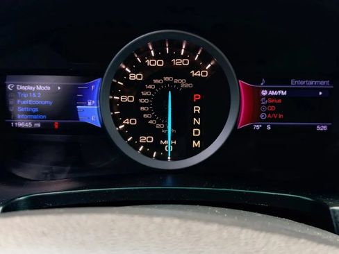 Used 2013 Ford Explorer XLT FWD image 27
