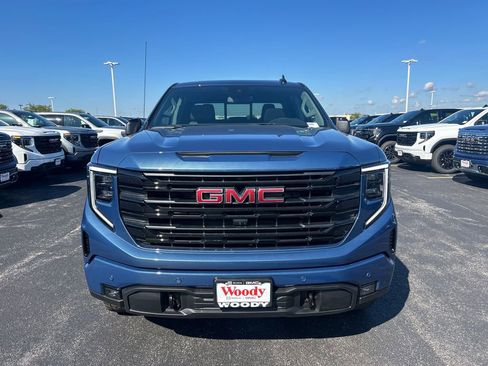 New 2026 GMC Sierra 1500 Elevation w/ Elevation Premium Package AWD/4WD image 4