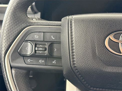 Certified 2025 Toyota 4Runner TRD Sport image 18