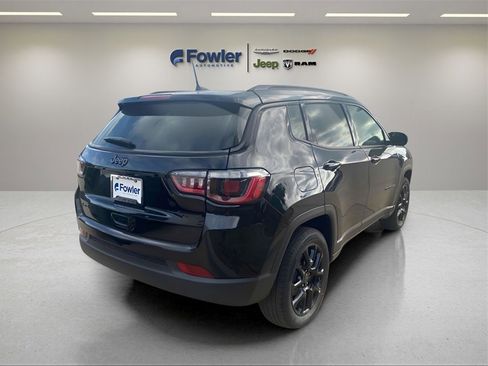 New 2025 Jeep Compass Latitude w/ Convenience Group image 5