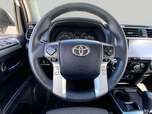 Used 2022 Toyota 4Runner SR5 RWD image 6