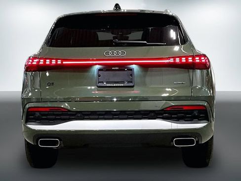 Used 2025 Audi Q5 Premium w/ Convenience Package AWD/4WD image 4