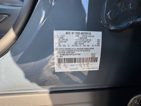 New 2026 Lincoln Aviator AWD image 34