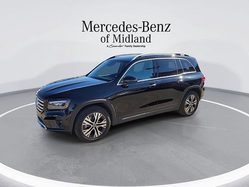 New 2025 Mercedes-Benz GLB 250 image 4