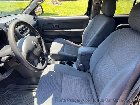 Used 2004 Nissan Xterra XE image 40