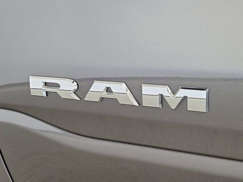 Used 2023 RAM 1500 Big Horn w/ Level 1 Safety Group RWD image 7